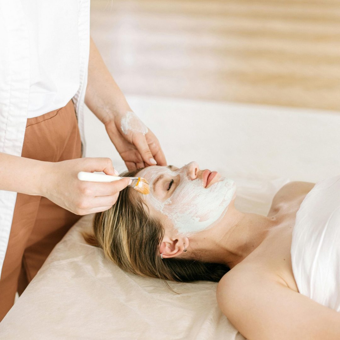 pexels-ivan-s-5659052